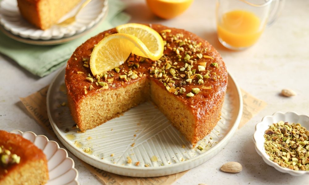 Dulce de post: Prăjitură cu lămâie și mălai, un deliciu pufoș