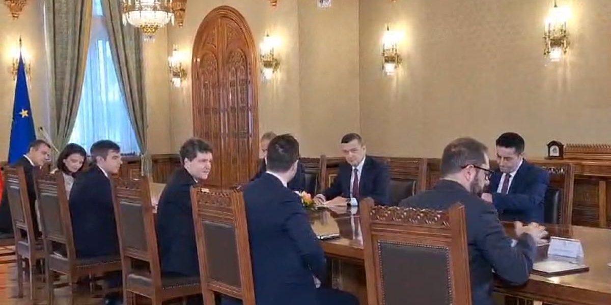 PSD, pe punctul de a pleca de la guvernare? Grindeanu cheamă miniștrii
