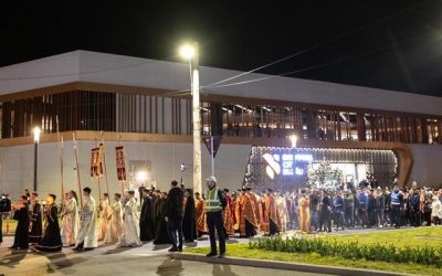 Aproape 3.000 de credincioși, la procesiunea cu epitaf, în Buzău