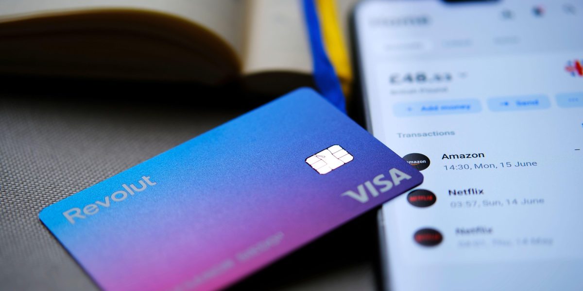 Revolut, amendată cu peste 11 milioane de euro în Italia pentru practici înșelătoare Autoritatea italiană pentru Concurență (AGCM) a amendat compania de tehnologie financiară Revolut cu 11,5 milioane de euro