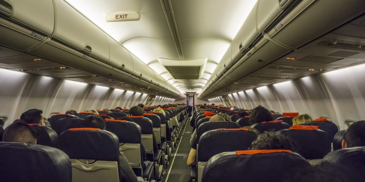 Taxa din Țările de Jos zguduie aviația: Zborurile lungi, lux pentru europeni
