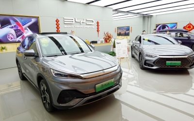 Fabrica BYD din Ungaria, în centrul unui scandal privind abuzurile asupra muncitorilor chinezi Fabrica europeană a gigantului auto chinez BYD, aflată în construcție în Ungaria, este zguduită de acuzații grave privind exploatarea angajaților