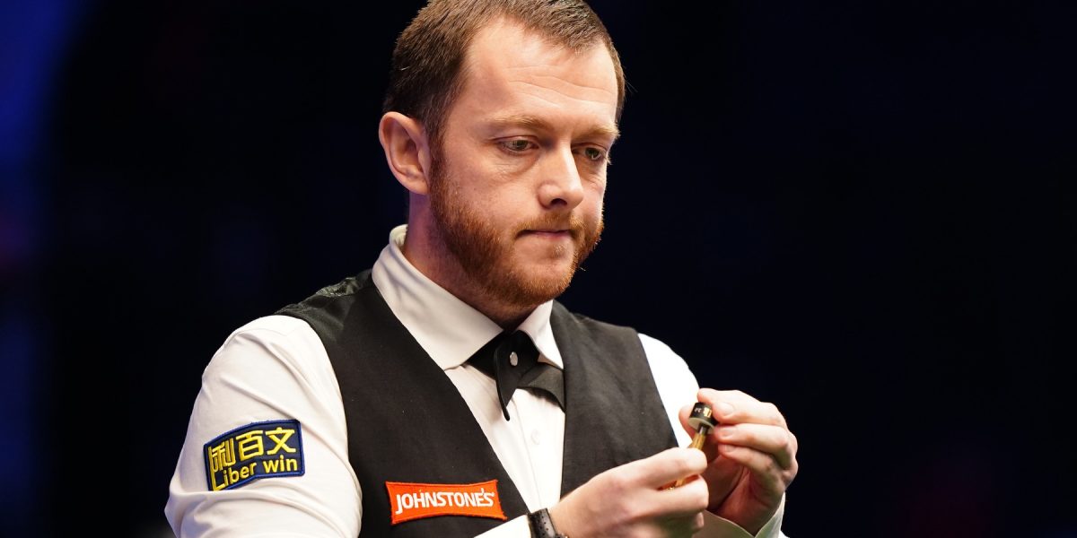 Donald Trump, refugiat în alcool, burgeri și pariuri după eșec