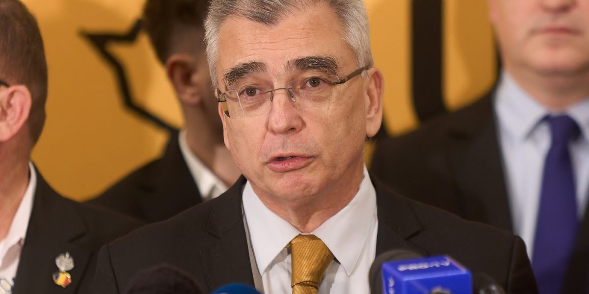 AUR, pregătit de guvern minoritar: Peiu, despre strategia de criză
