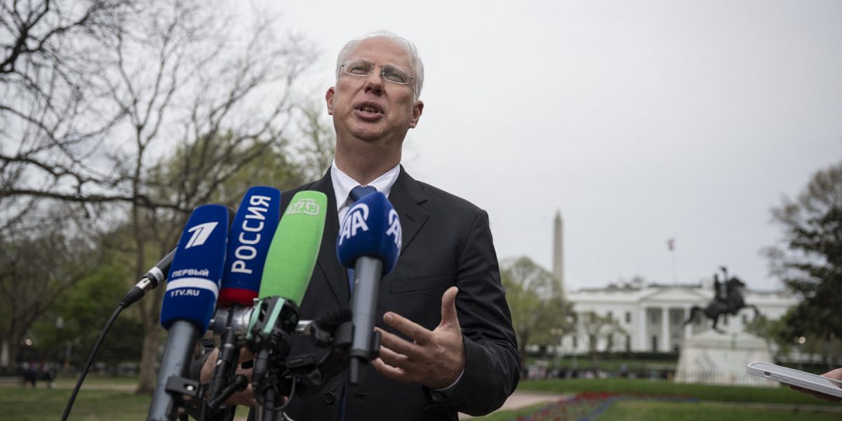 Trimisul special al președintelui rus Vladimir Putin, Kirill Dmitriev, se află în Statele Unite, unde poartă discuții cu membri ai administrației președintelui american Donald Trump