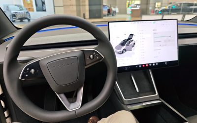 Tesla dezvoltă un SUV electric mai mic și mai accesibil, potrivit surselor familiare cu planurile companiei