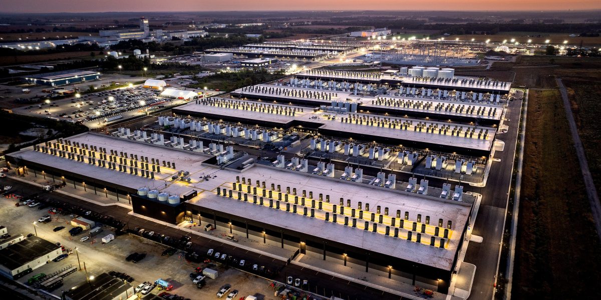 Centrele de date pentru inteligența artificială (AI) supraîncălzesc planeta, afectând sute de milioane de oameni, arată un nou studiu