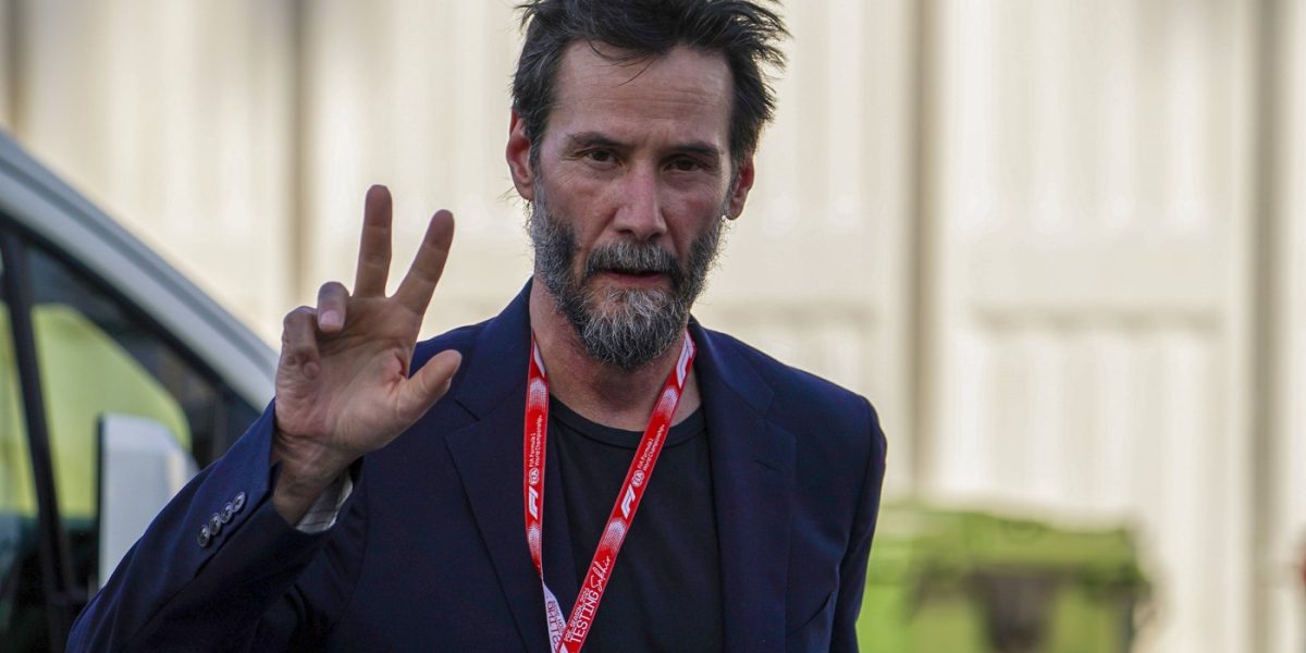 De la reclame la Coca-Cola la starul mondial: Ascensiunea lui Keanu Reeves Începuturile carierei lui KEANU REEVES, actorul care avea să devină o figură emblematică a filmelor de acțiune, au fost modeste