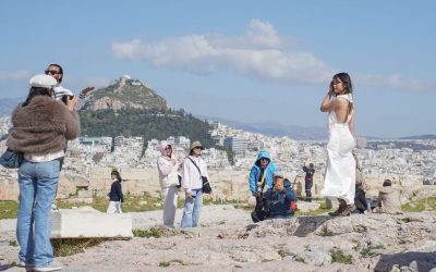 Grecia, reguli noi pentru turiști: Fără țigări și tocuri în 2026