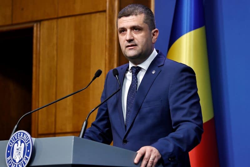 Blocajul politic riscă pierderea contractelor SAFE pentru România