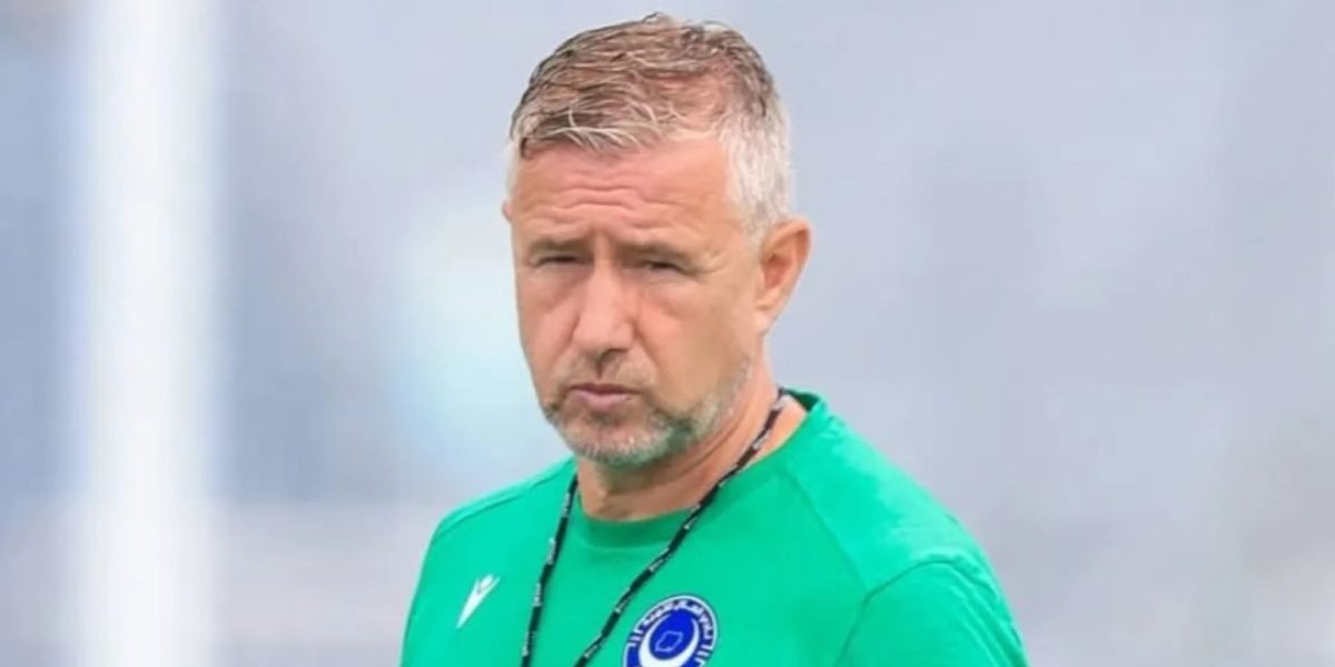 Reghecampf, lovitură de 1,1 milioane dolari! E favoritul conducerii