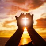 Ce NU faci în Săptămâna Luminată? Semnificația Lunii Albe și Porțile Raiului