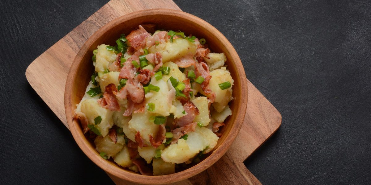 Ouăle de Paște salvate: Salată bavareză, un deliciu din bucătăria germană