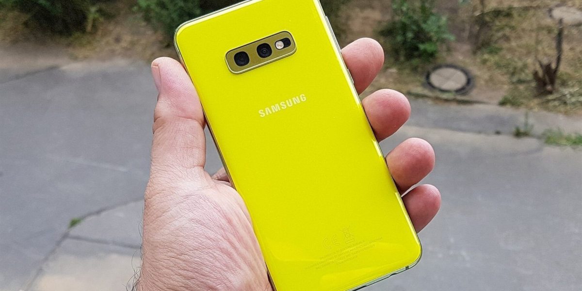 Samsung renunță la telefoanele mici: Explicații direct de la gigant