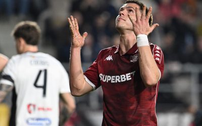 Rapid – U Cluj: „Șapte lanțuri și-o cătușă” închid poarta spre titlu pentru giuleșteni În Duminica Floriilor, pe stadionul din Giulești, Rapid a suferit o înfrângere crucială în fața celor de la U Cluj, scor 1-2