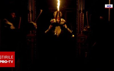 Învierea Domnului, sărbătorită în toată România: Mii la slujbe