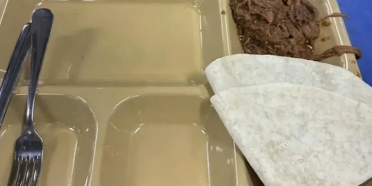 Tablourile foamei din US Navy: Iranul râde de modul cum Trump își înfometează soldații