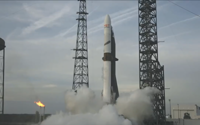 Blue Origin, reușită istorică: New Glenn aterizează motor refolosit, șoc pentru SpaceX
