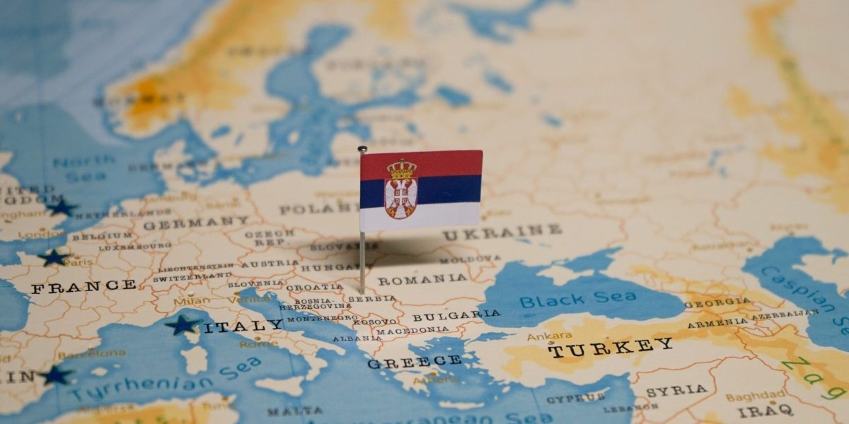 Vecinii României riscă 1,5 miliarde de euro de la UE: Ce se întâmplă?