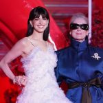 Hathaway și Streep, „Diavolul” pe covorul roșu: Ouă ascunse