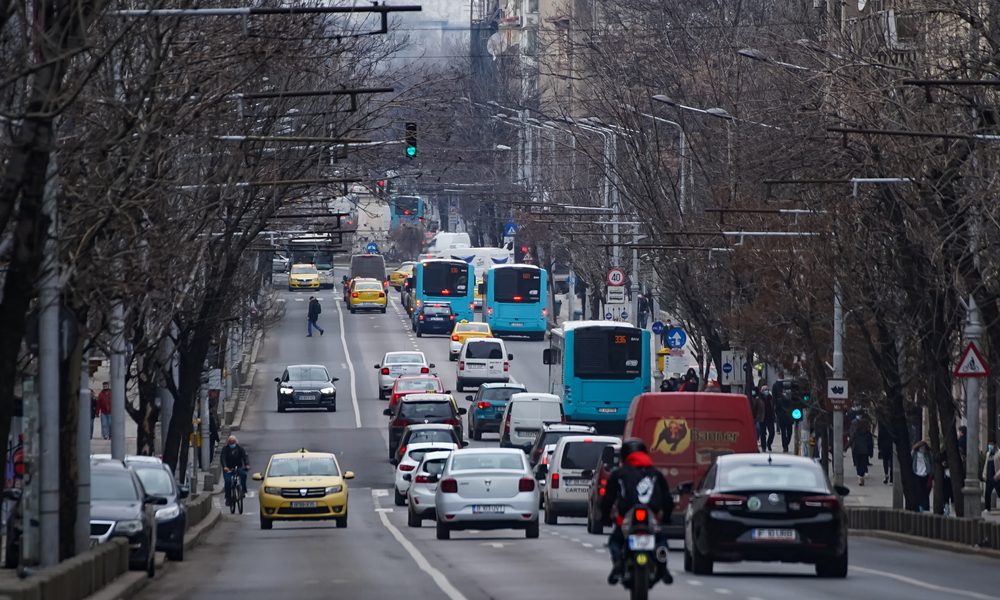 Prețurile RCA au crescut anul trecut, cu până la 8% pentru companii, arată datele Autorității de Supraveghere Financiară Prețurile polițelor de asigurare de răspundere civilă auto (RCA) au crescut în România în anul 2025, reflectând o evoluție mixtă a pieței de asigurări