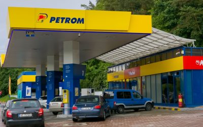 Motorina se scumpește din nou la stațiile Petrom și OMV, în ciuda măsurilor anunțate de Guvern Prețul motorinei a crescut vineri la stațiile Petrom și OMV, ajungând la peste 10 lei pe litru în unele zone, conform informațiilor publicate de site-ul Economica