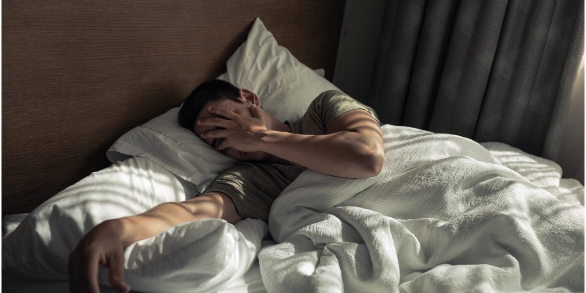 Românii, cu ochii-n lacrimi: Grijile financiare nu le dau pace, arată un sondaj Europa FM