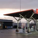 Motorina, mai ieftină azi: Rompetrol și MOL anunță reduceri