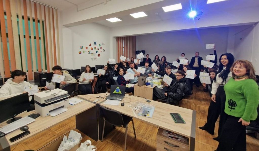 Buzău: 5 licee, la finala „Știu și Aplic” pe Securitate și Sănătate în Muncă