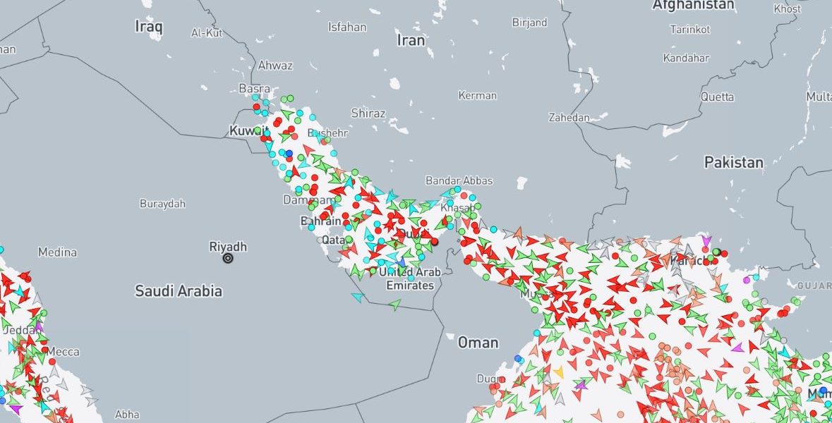 Americanii vor ajuta la decongestionarea traficului în Strâmtoarea Ormuz, una dintre cele mai importante căi maritime din lume, prin care trecerea a aproximativ 20% din petrolul brut și gazul natural lichefiat la nivel mondial