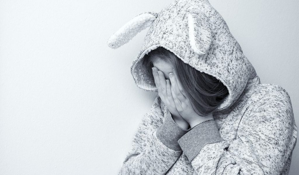 Atac de panică: De la suferință psihică la furtună vegetativă după epuizare