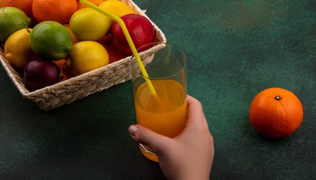 Sucul de fructe, inamicul ascuns al glicemiei? Ce spun experții