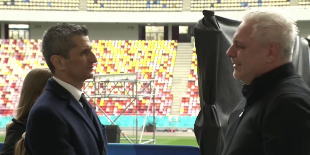 Marius Șumudică, vizibil afectat de decesul antrenorului Mircea Lucescu, a adus un omagiu emoționant la Arena Națională