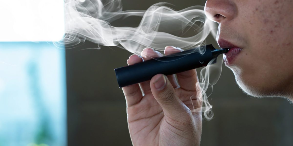 O analiză științifică de amploare, realizată de cercetători din cadrul UNSW Sydney, ridică semne serioase de întrebare cu privire la efectele pe termen lung ale țigărilor electronice asupra sănătății