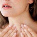 Atenție la simptome! Hipertiroidismul, depistat prea târziu, afectează mulți Români