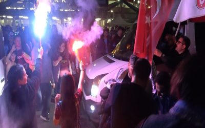 În Trabzon, sărbătoare după victoria lui Trabzonspor în fața lui Galatasaray Orașul turc Trabzon a explodat în bucurie după ce echipa locală Trabzonspor a învins pe Galatasaray cu scorul de 2-1, în cadrul etapei a 28-a din Super Lig