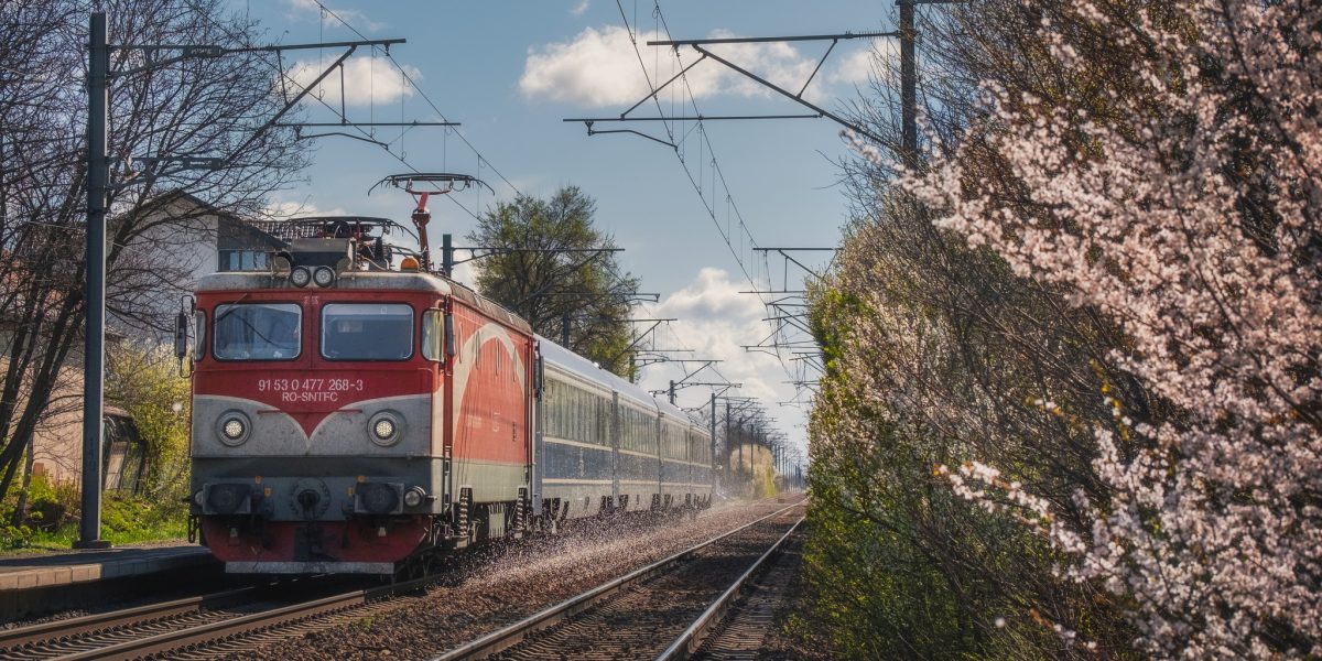 Femeie din Constanța, moarte cumplită în prima zi de Paște, lovită de tren