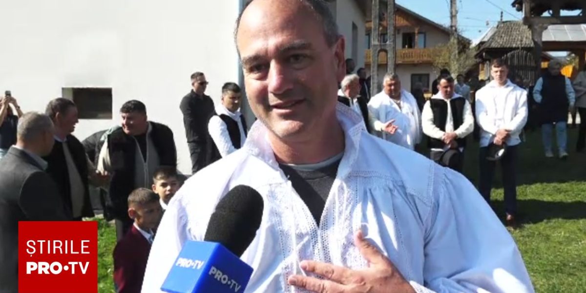 American fascinat de Paștele din Breb: „Îmi place foarte mult România”