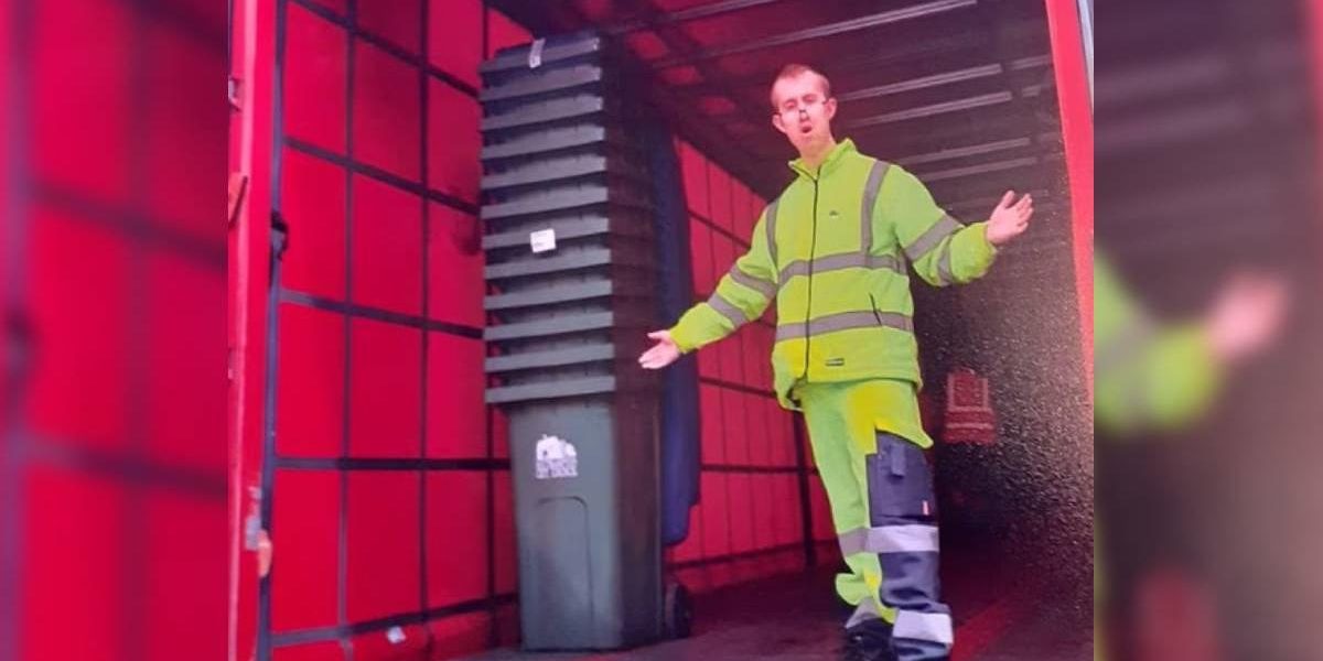 Respins de trei ori: Visul unui tânăr de a fi gunoier, spulberat după 9 luni de muncă gratis