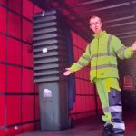 Respins de trei ori: Visul unui tânăr de a fi gunoier, spulberat după 9 luni de muncă gratis