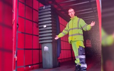 Respins de trei ori: Visul unui tânăr de a fi gunoier, spulberat după 9 luni de muncă gratis