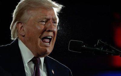 Fost șef CIA cere demiterea lui Donald Trump: E inapt să mai conducă!
