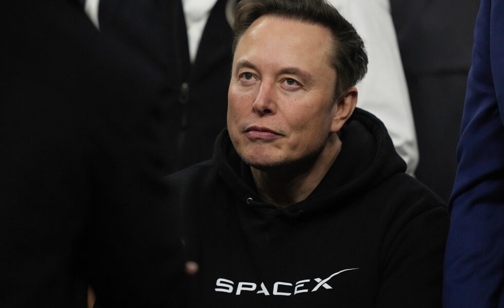 Elon Musk, anchetat la Paris pentru acuzații de exploatare infantilă