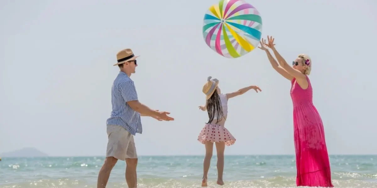 Litoralul României vs. Cel bulgăresc: Unde merg românii de 1 Mai? Prețuri-cheie