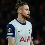 Drăgușin, cheia Barcelonei: Transferul fundașului, condiționat de viitorul său