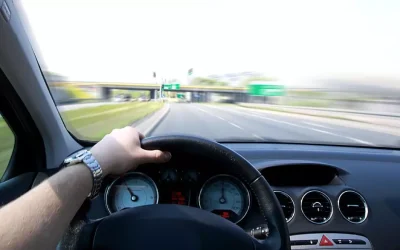 Viteză OPTIMĂ pentru consum MINIM: Economisești 10 lei/100 km!