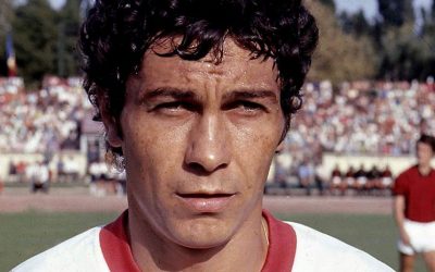 Mircea Lucescu, un record imposibil de egalat: omul care a jucat fotbal la 44 de ani Unul dintre cei mai mari antrenori de fotbal din România, Mircea Lucescu, a reușit o performanță rară și spectaculoasă la vârsta de 44 de ani