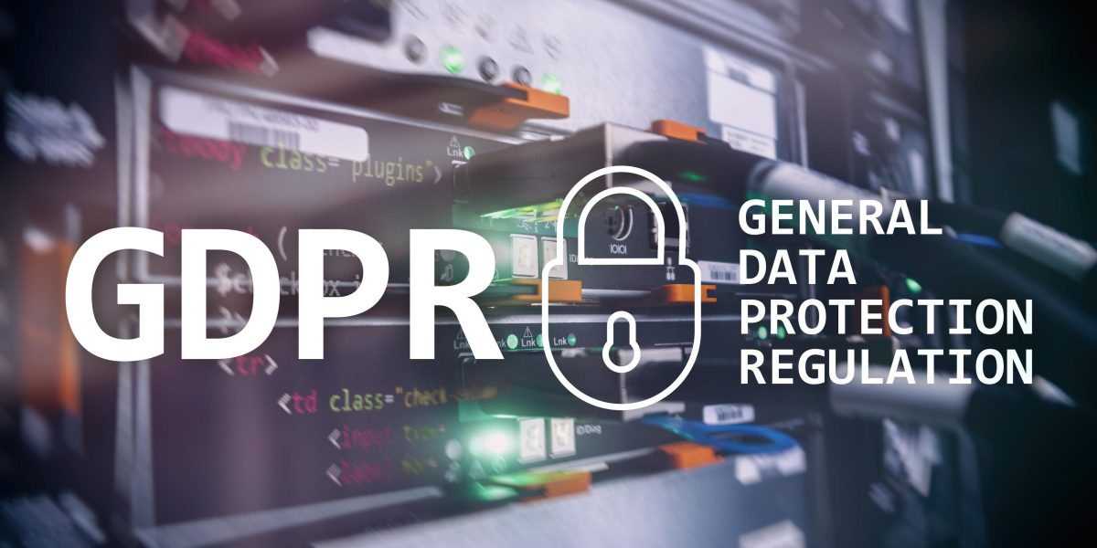 LinkedIn, acuzată: GDPR, ascuns sub un abonament plătit!