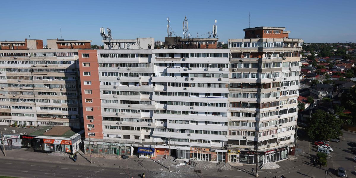 Blocul lovit de drone: PSD atacă, AUR cere demisii. Miruță, în vizor