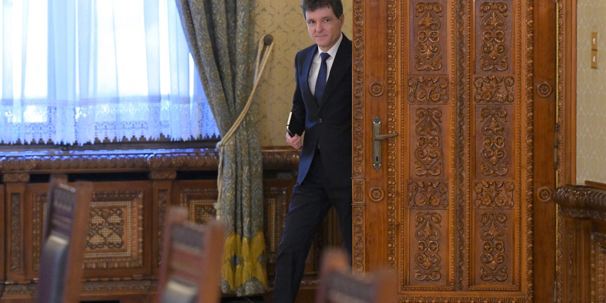 Premier în vedere săptămâna viitoare: Cine va conduce Guvernul?